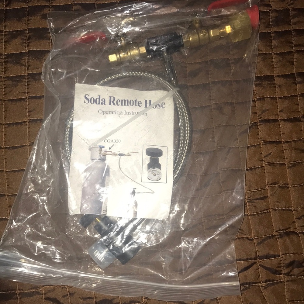 Soda Stream refill adapter fill your own tanks NEW also have empty cylinders co2